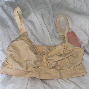 Cream T-Shirt Bra with Smooth Microfiber Cups